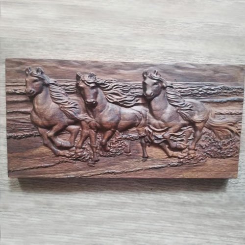 Horse deals wood carving